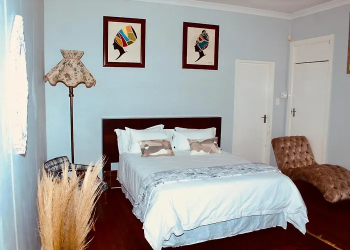 Cozy Oasis On Derby